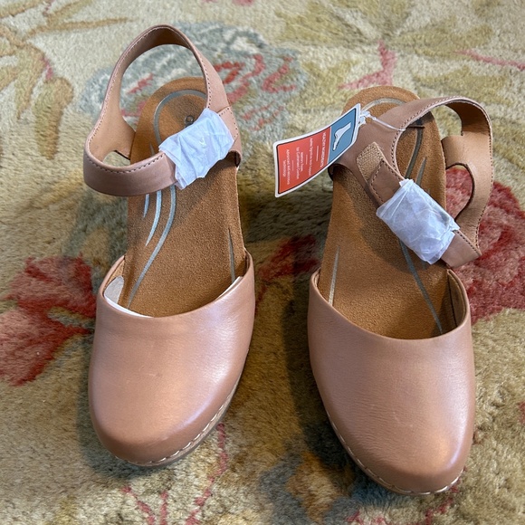 Aetrex Finley Leather Heel – Size 8.5 – Camel – New in Box - Picture 6 of 14